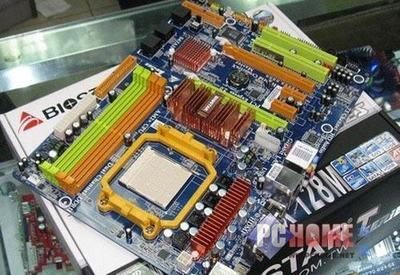 映泰128M顯存TA790GX 非全固態主板的經典之選